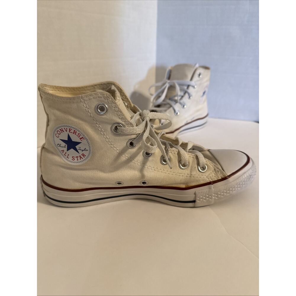 Converse Chuck Taylor All Star High Classic White Men’s 6 Women’s 8 - Picture 2 of 10